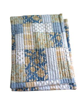 New Martha Stewart Everyday Pillow Shams Pair Patchwork Quilted Floral Qty 2